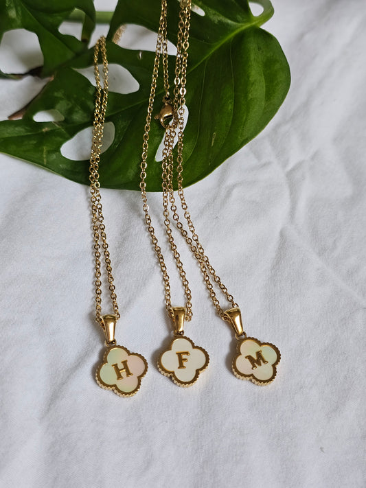 Gul Letter-on-Clover Necklace