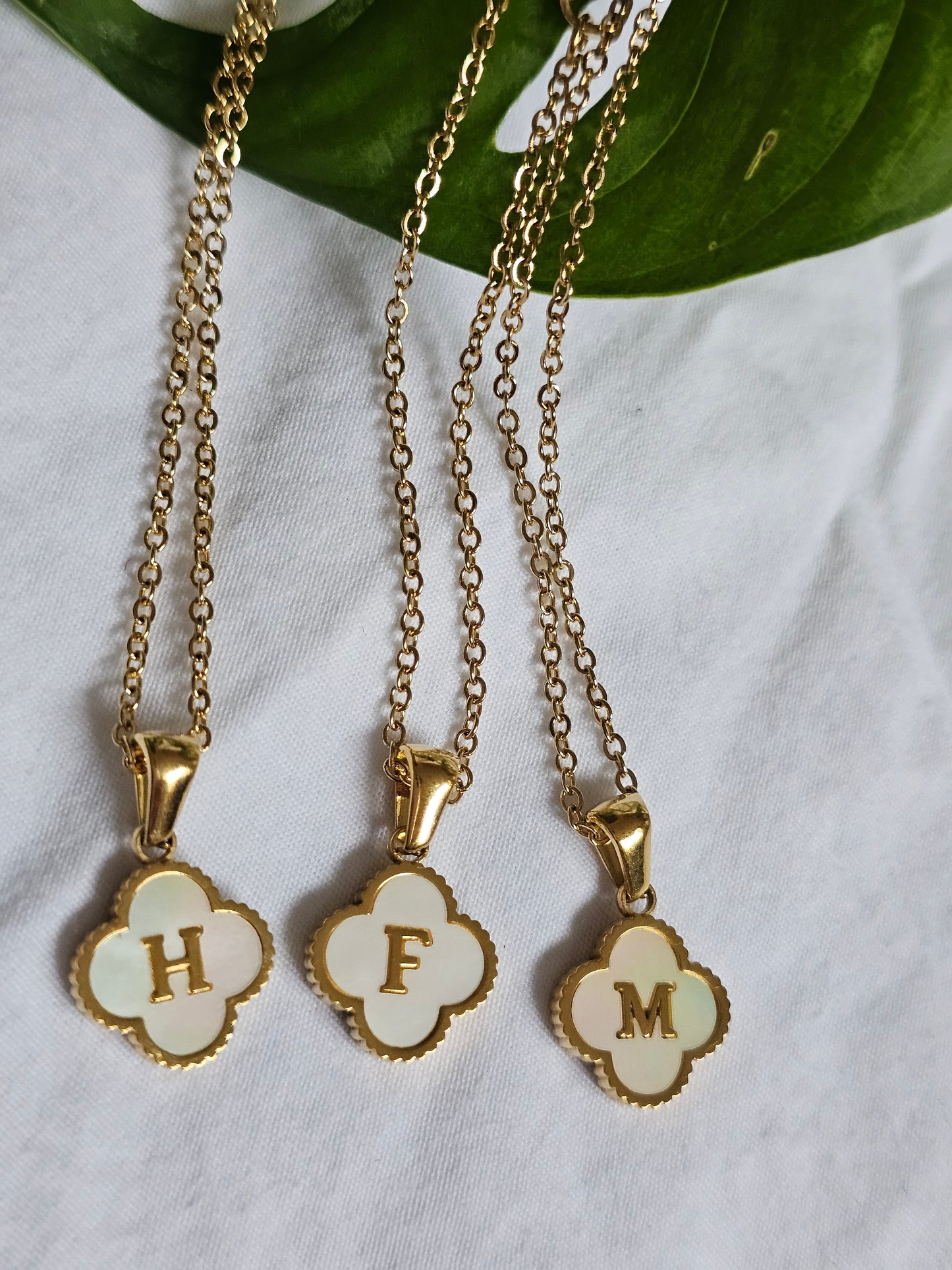 Gul Letter-on-Clover Necklace